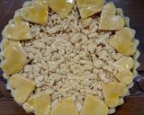 Foto langkah ke 4 dari resep Crumble Apple Pie.