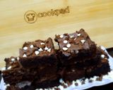 A picture of step 10 of Triple chocolate brownie.