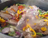 Foto del paso 3 de la receta: Bondiola al disco con cerveza y papas