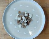 A picture of step 6 of 🥦Cauliflower Velouté with Crispy Croutons.