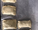 Foto del paso 6 de la receta: Hojaldritos de acelgas silvestres y queso curado