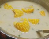 A picture of step 1 of Shahi chicken and sweetcorn soup.