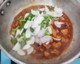 A picture of step 16 of Schezwan chicken.