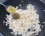 A picture of step 3 of Capsicum Paneer Rice.