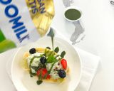 Foto langkah ke 3 dari resep Banana Split with Matcha ice cream.
