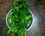 A picture of step 2 of Green coriander Chutney.