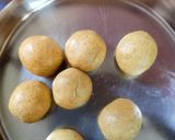 A picture of step 2 of Sattu laddoo.