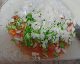 Foto del paso 3 de la receta: Tomates rellenos de tabulé