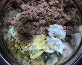 A picture of step 3 of Hearty Healthy Onion & Tuna Melt Sandwiches.