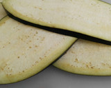 Foto del paso 1 de la receta: Rollitos gratinados de berenjena