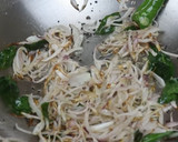 முட்டை கேரட் சாதம்.(egg carrot rice recipe in tamil) ரெசிபி ஸ்டேப் 2 புகைப்படம்