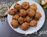 A picture of step 4 of Kaali Maash Bhajiye.