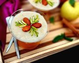 عکس مرحله 1 از دستور 🌸فرنی سیب و موز🌸