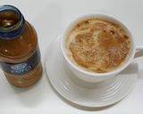 صورة لخطوة 6 من وصفة كابتشينو منزلي برغوة رائعة 😋
