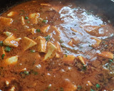 A picture of step 8 of Mutter paneer makhanwala.