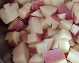 Foto del paso 1 de la receta: Papas con champiñones especiados en leche de coco