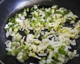 Foto del paso 3 de la receta Arroz con setas y marisco