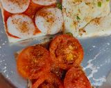 A picture of step 4 of Onion tomato sandwich no fire theme.