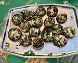 Une image de l'étape 9 de Champignons farcis aux tomates, emmental et coriandre.