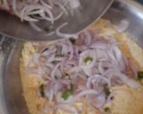 कांदा भजी (kanda bhaji recipe in marathi) रेसिपी स्टेप 3 फोटो 