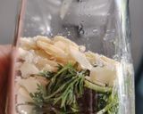 Foto del paso 1 de la receta: Pesto orgánico casero 🌿🌱