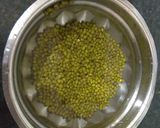 A picture of step 1 of Moong sprouts chaat.