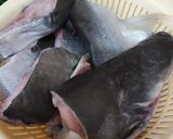 Foto langkah ke 1 dari resep Asam Pedas Ikan Patin.
