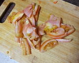 Foto del paso 2 de la receta: Solomillo a la plancha con papas fritas y ensalada