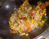 Foto del paso 5 de la receta: Salteado de Pollo con Verduras y Arroz Integral
