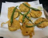 A picture of step 9 of Street Style batata vada.