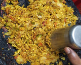 முட்டை கொத்து பரோட்டா ரெசிபி ஸ்டேப் 3 புகைப்படம்
