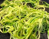 Φωτογραφία βήματος 2 της συνταγής Zoodles με γαρίδες