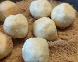 Könnyed túró gombóc-fahéjas tejföllel recept fázis 4 fotója