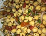 A picture of step 2 of Spice cholye.