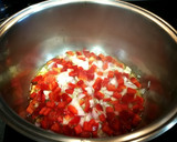 Foto del paso 1 de la receta: Sopa de repollo blanco con jamón curado y zanahoria