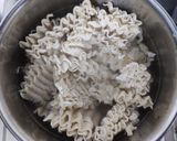 વ્હાઈટ મેગી (White Maggi Recipe in Gujarati) રેસીપી સ્ટેપ3ફોટો
