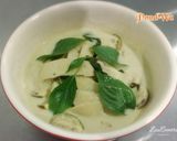 รูปขั้นตอนการทำที่ 6 ของ แกงเขียวหวานหน่อไม้ใส่ไก่ #กินผักรักสุขภาพ2