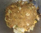 Foto langkah ke 5 dari resep Oseng Bihun.