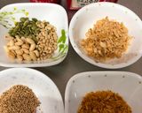 A picture of step 1 of Garlic Chilli Oil with Nuts.