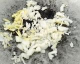 Gambar langkah 3 resipi Tumis Sayur Peria Dan Egg Tofu.