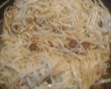 A picture of step 4 of Pork and Pasta with Cheese.