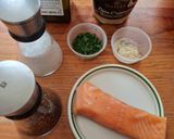 Foto del paso 1 de la receta: Filete de salmón al perejil