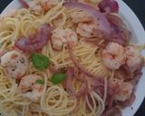 Foto del paso 4 de la receta: Spaghetti con Langostinos a la albahaca