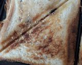 A picture of step 4 of Chocolate filled sandwich.