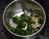A picture of step 3 of Spinach soup.