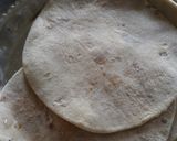 A picture of step 3 of Sattu paratha.