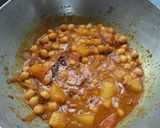 A picture of step 5 of Komola Ghugni (Orange Ghugni).