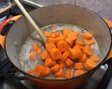 Une image de l'étape 14 de Sauté de sanglier aux carottes (sanglier préalablement mariné 12h).