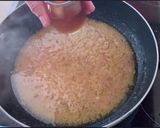 Foto del paso 4 de la receta: Chuleta de cerdo, salsa de mostaza y encurtidos