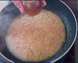 Foto del paso 4 de la receta: Chuleta de cerdo, salsa de mostaza y encurtidos